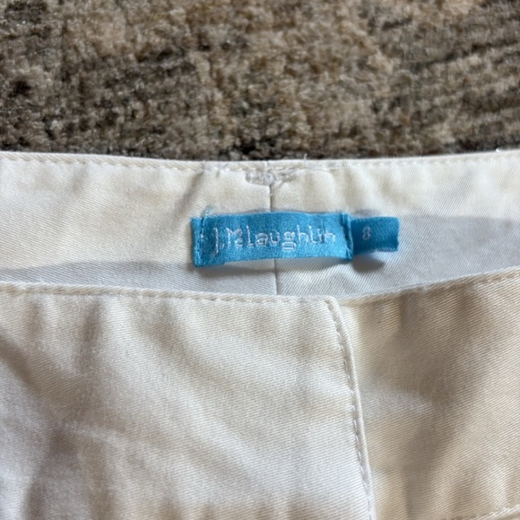 J. McLaughlin White Scalloped Hem Shorts - size 8 - cotton blend - Picture 2 of 6